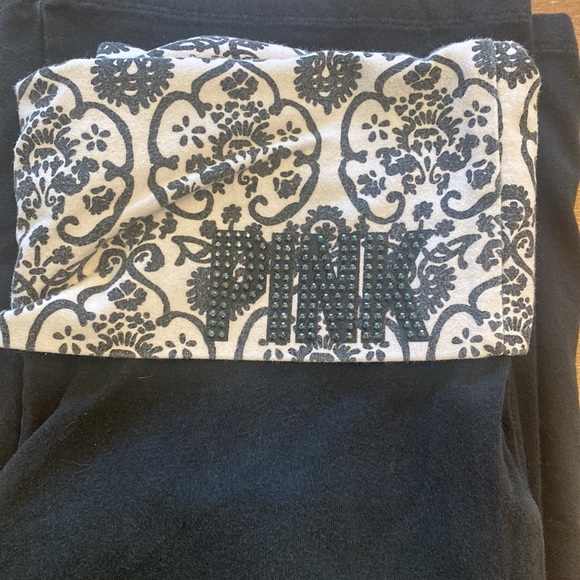 VS PINK YOGA PANTS - Picture 2 of 3